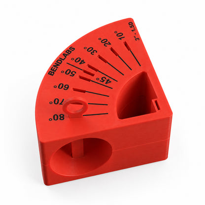 Angle scale on the mitre jig from 10 to 80 degrees